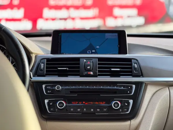 BMW 318 Gran Turismo d Line Modern 17