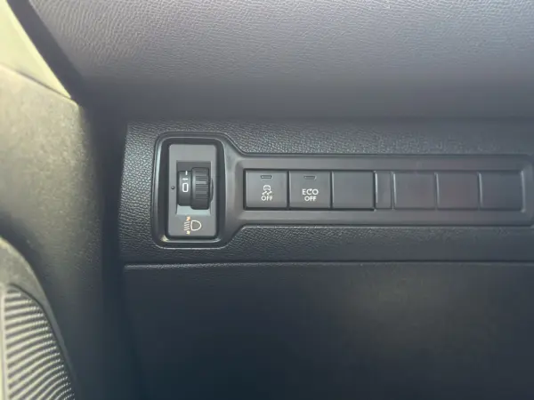 Peugeot 308 1.6 e-HDi Active J17 16