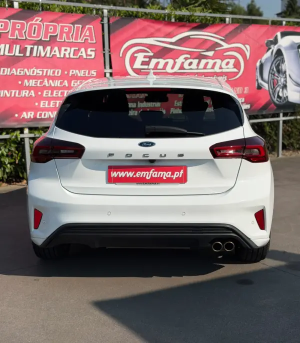 Ford Focus 1.0 EcoBoost MHEV ST-Line 10
