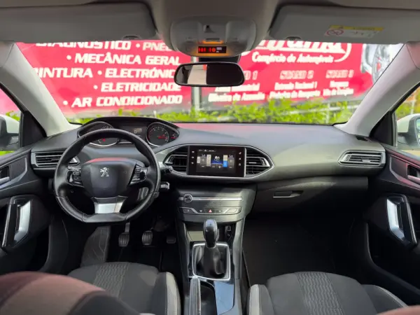 Peugeot 308 1.2 PureTech Active 12