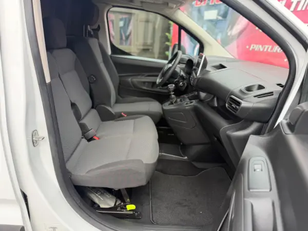 Citroen Berlingo 1.5 BlueHDi M Feel 7