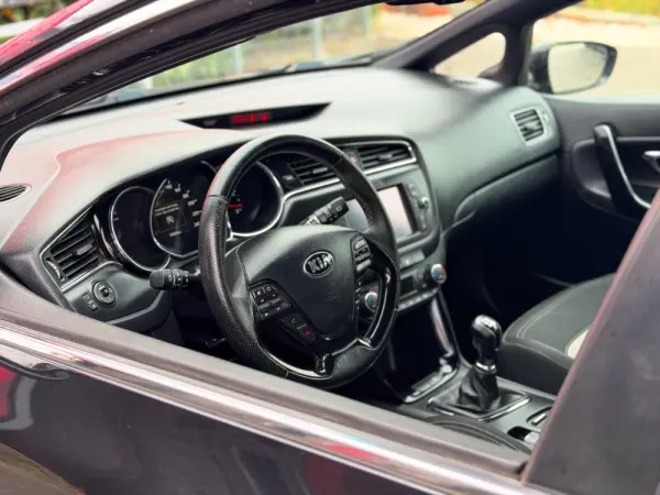 Kia Ceed SW 1.6 CRDi GT Line 2