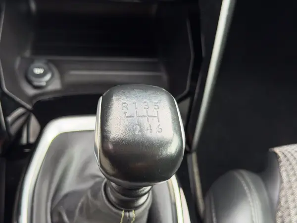 Peugeot 208 1.5 BlueHDi GT 21