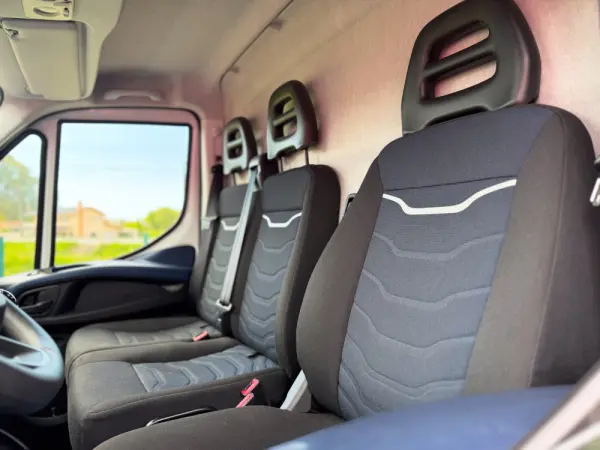 Iveco Daily 3.0 70C18H 7000 20