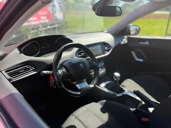 Peugeot 308 1.6 BlueHDi Access 14