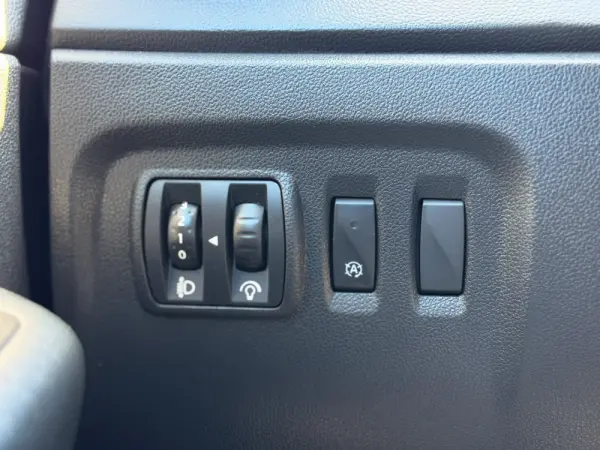 Renault Captur 1.5 dCi Exclusive 19