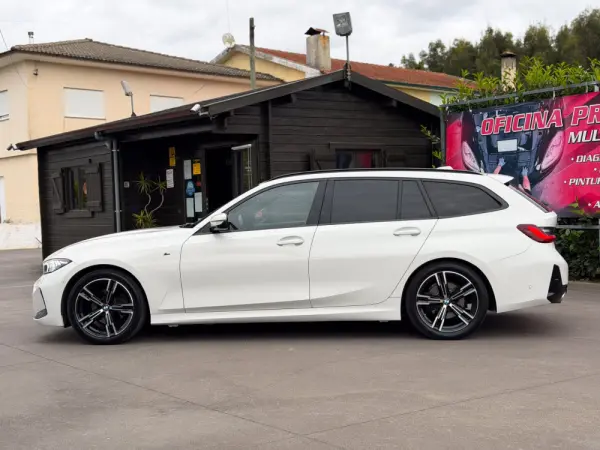 BMW 320 d Pack Desportivo M Auto 6