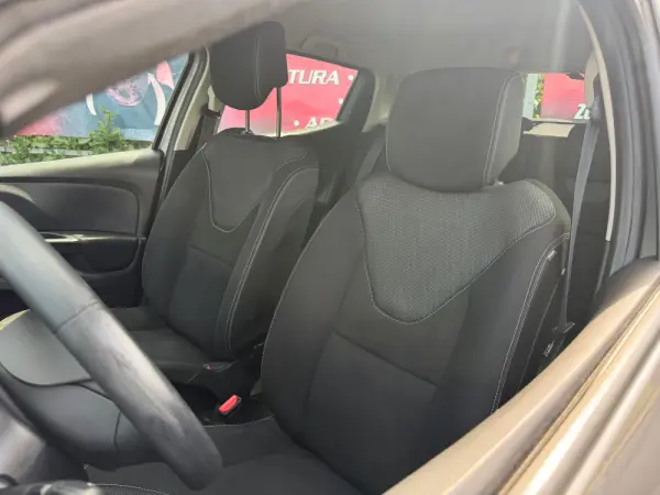 Renault Clio 1.5 dCi Limited 3