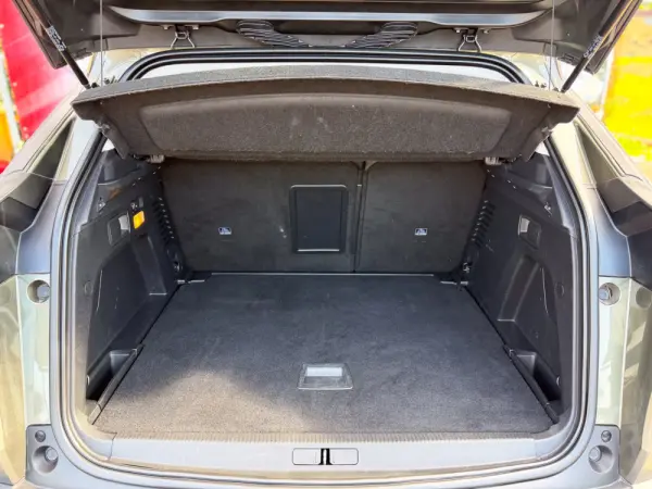 Peugeot 3008 1.6 BlueHDi Active 12