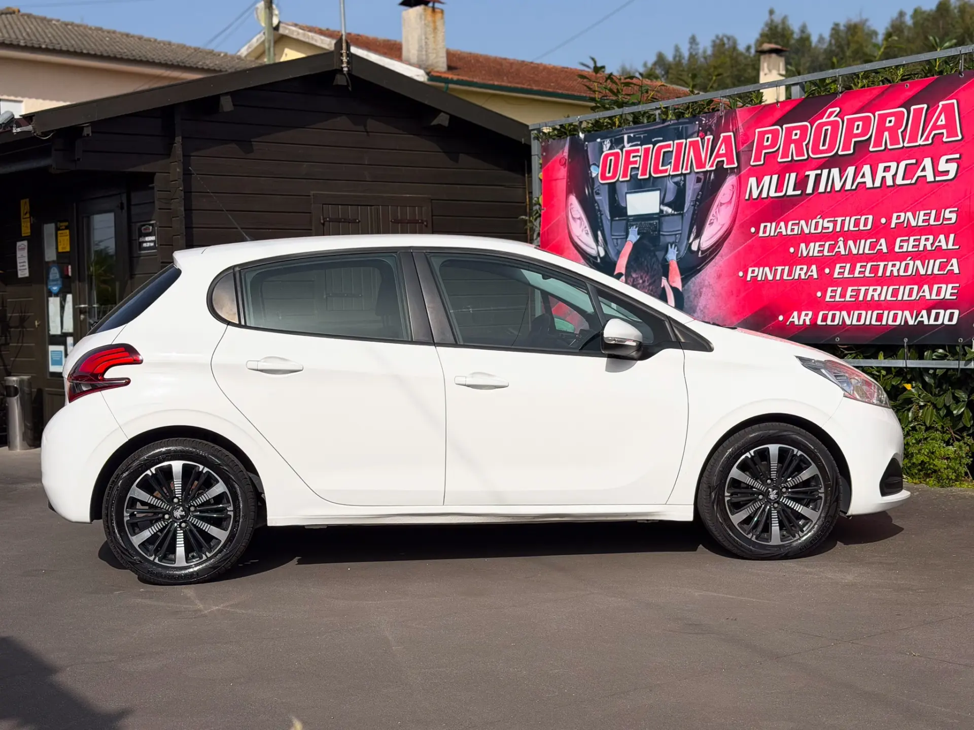 Peugeot 208 1.6 BlueHDi Access 10