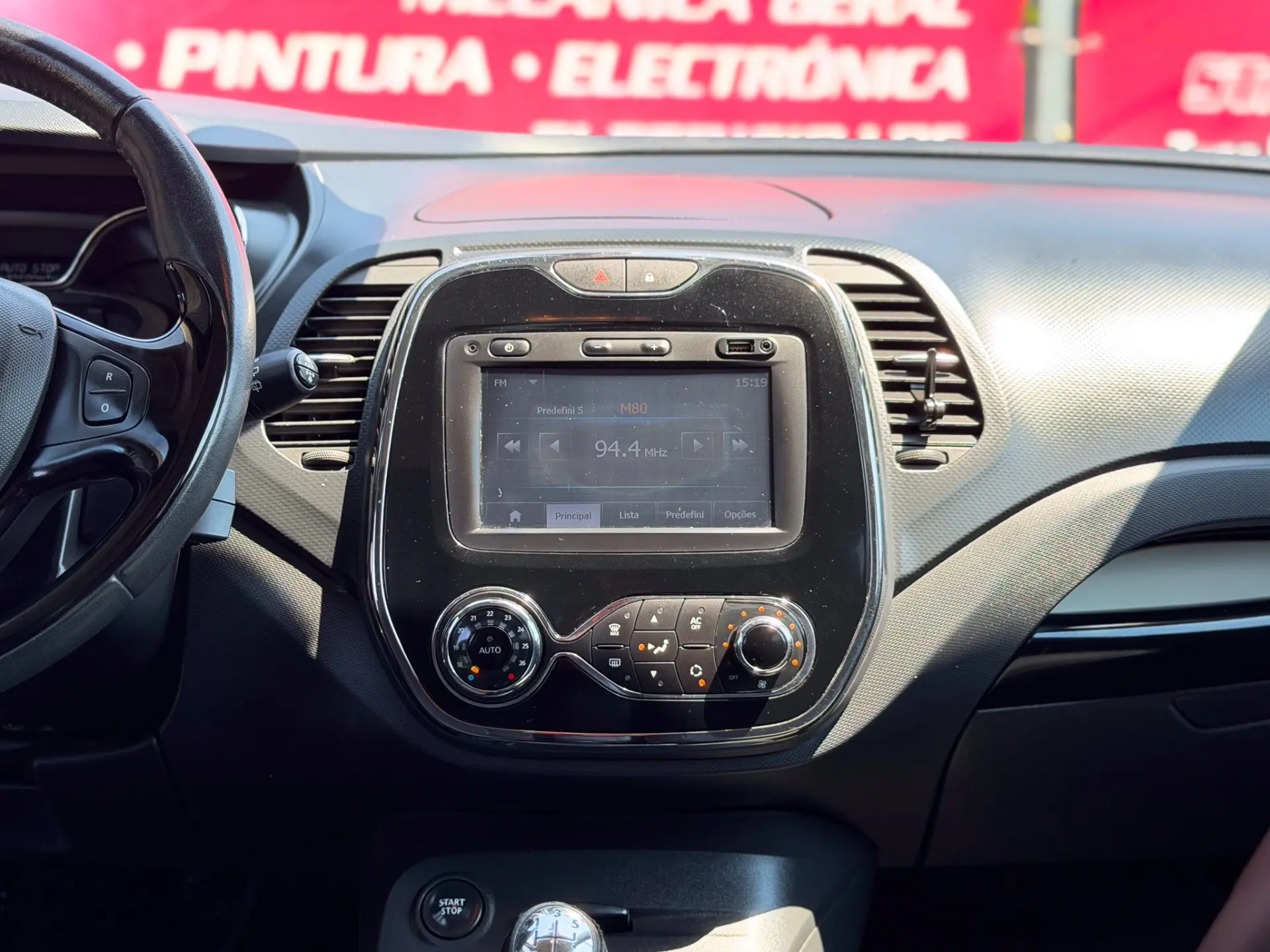 Renault Captur 0.9 TCE Expression 16