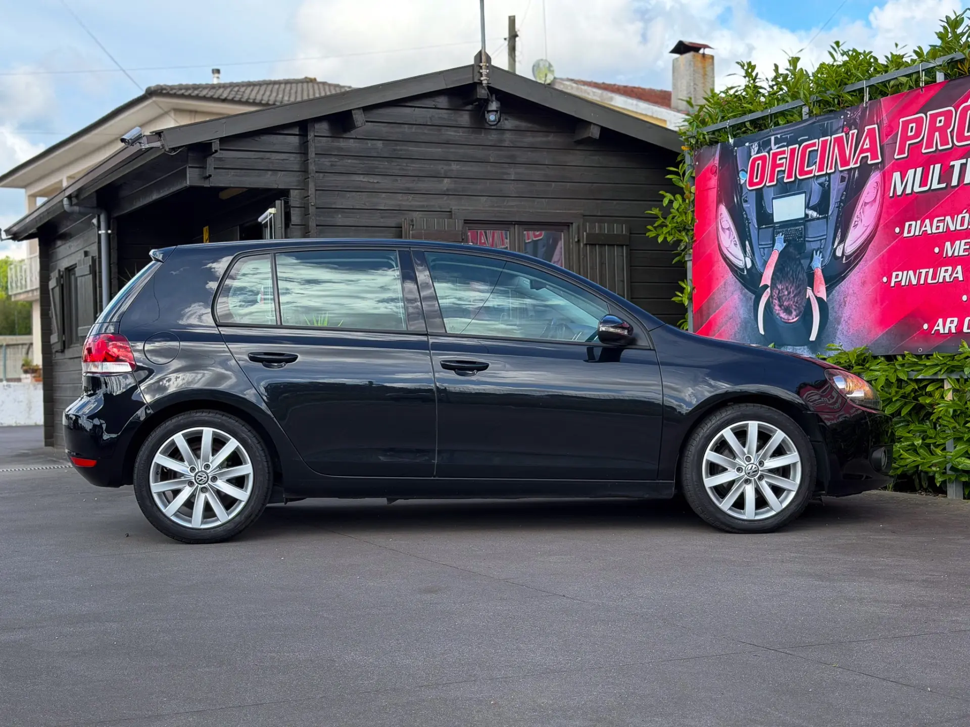 Volkswagen Golf 1.6 TDi Confortline 9