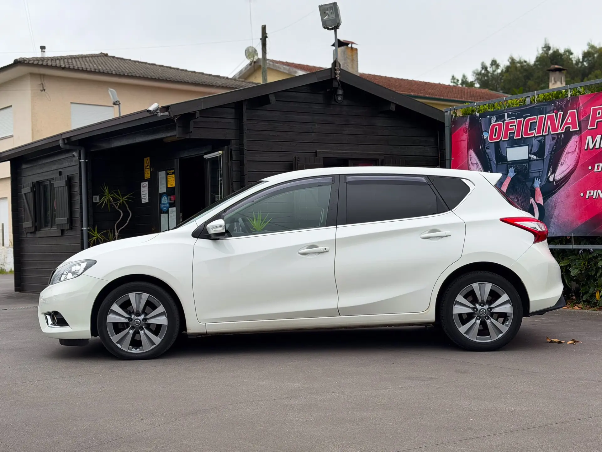Nissan Pulsar 1.5 dCi Acenta J17 6