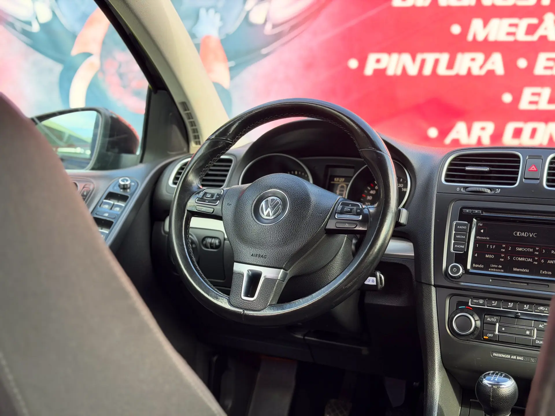 Volkswagen Golf 1.6 TDi Confortline 15