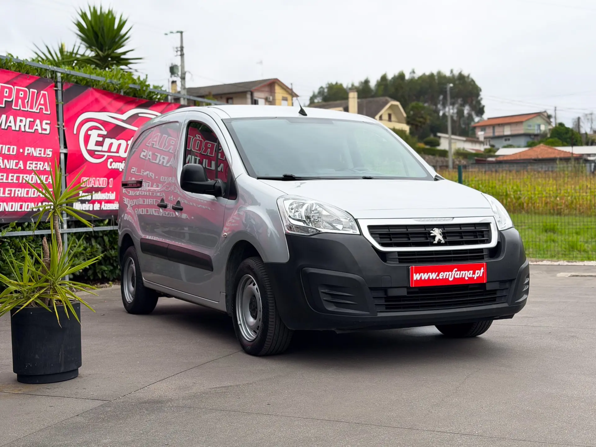 Peugeot Partner 1.6 BlueHDi Confort 12