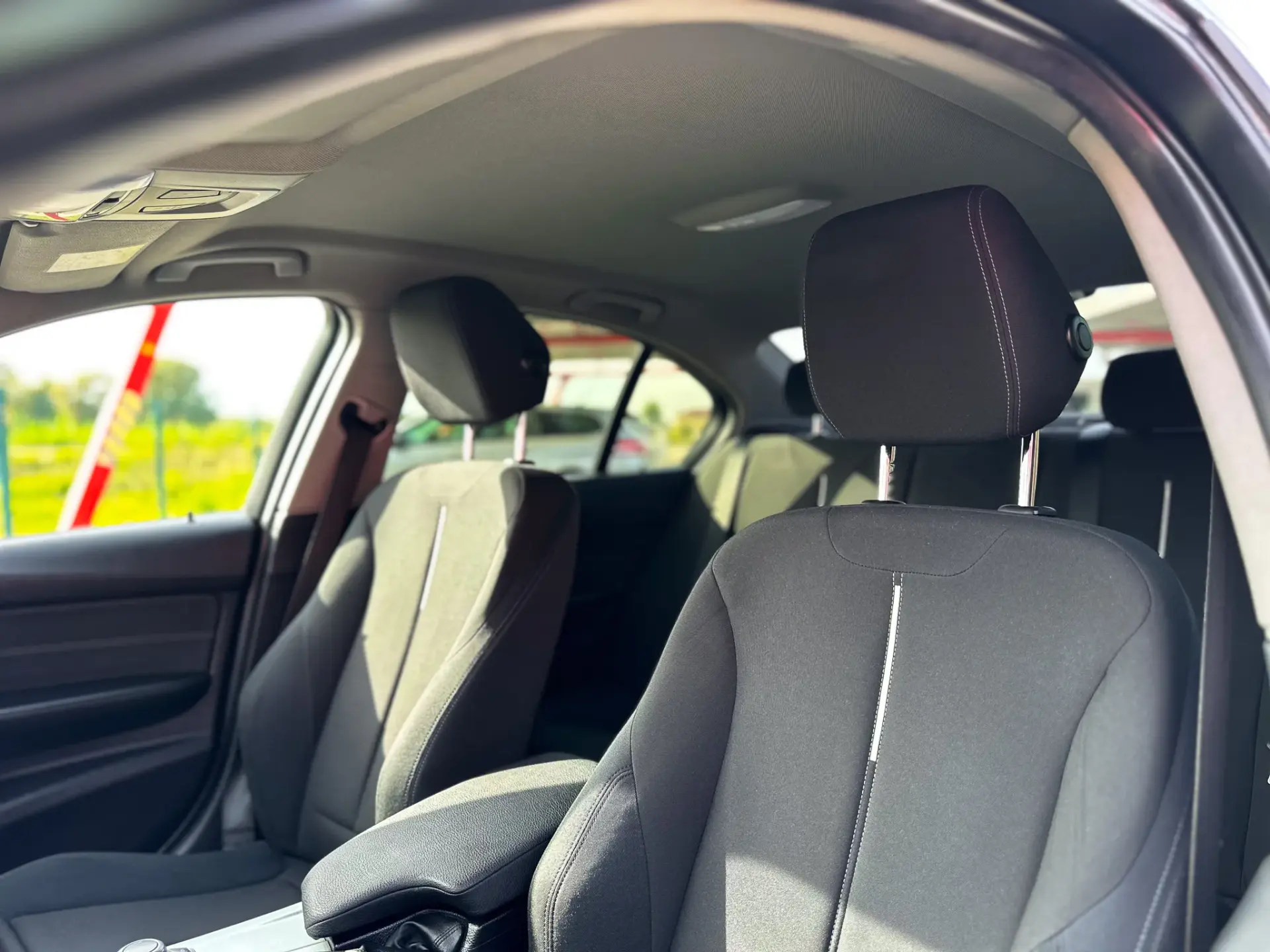 BMW 318 d Auto Line Sport 14