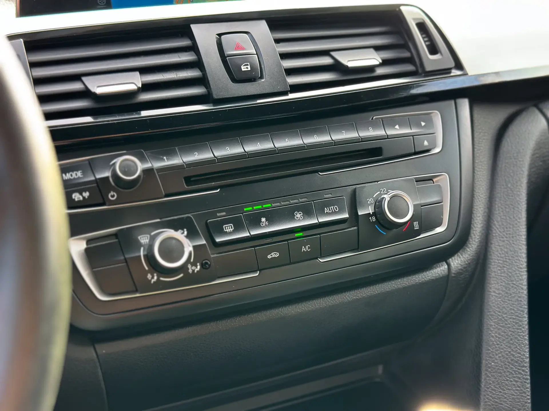 BMW 318 d Auto Line Sport 22