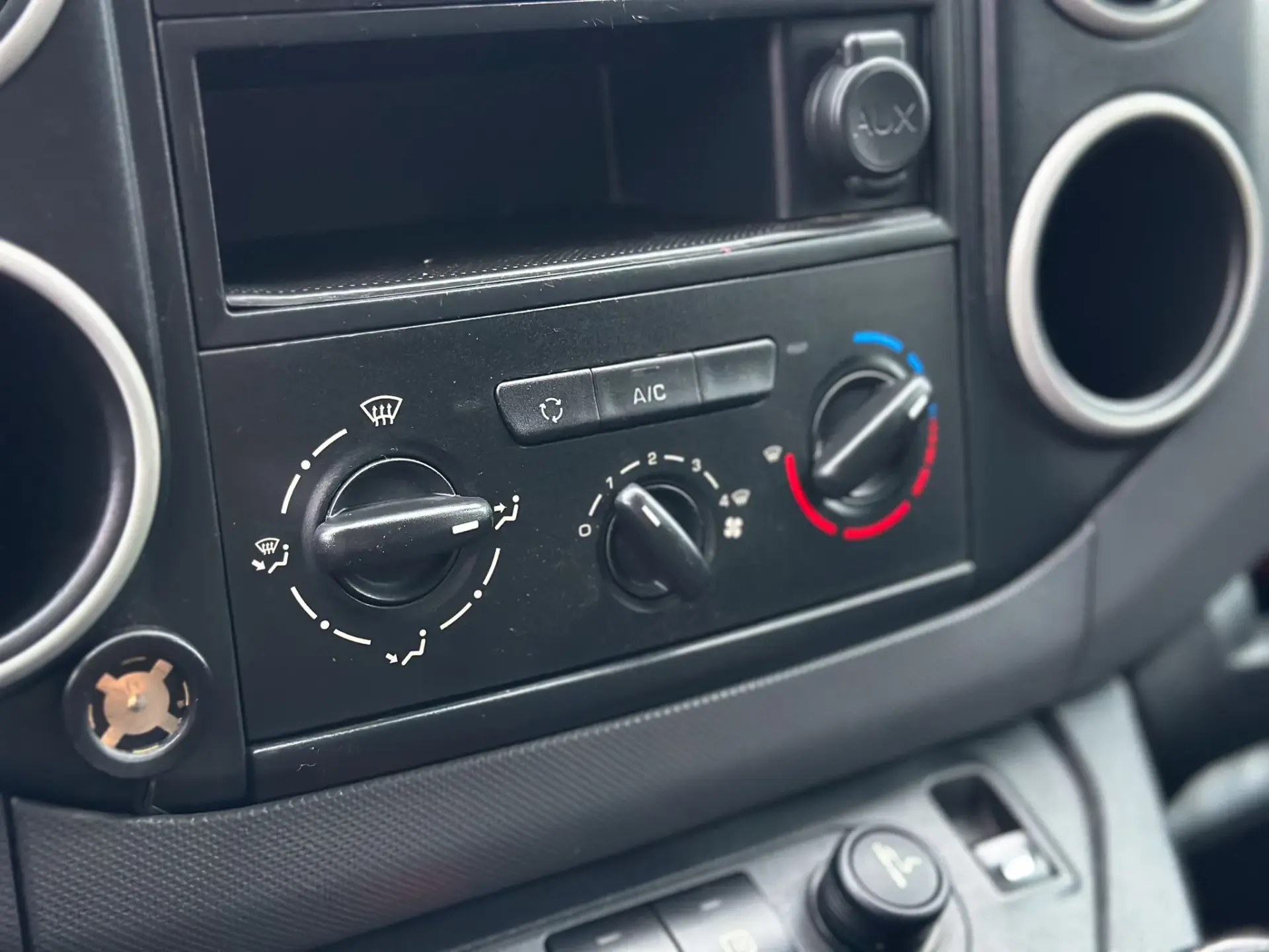 Citroën Berlingo 1.6 BlueHDi Feel 12