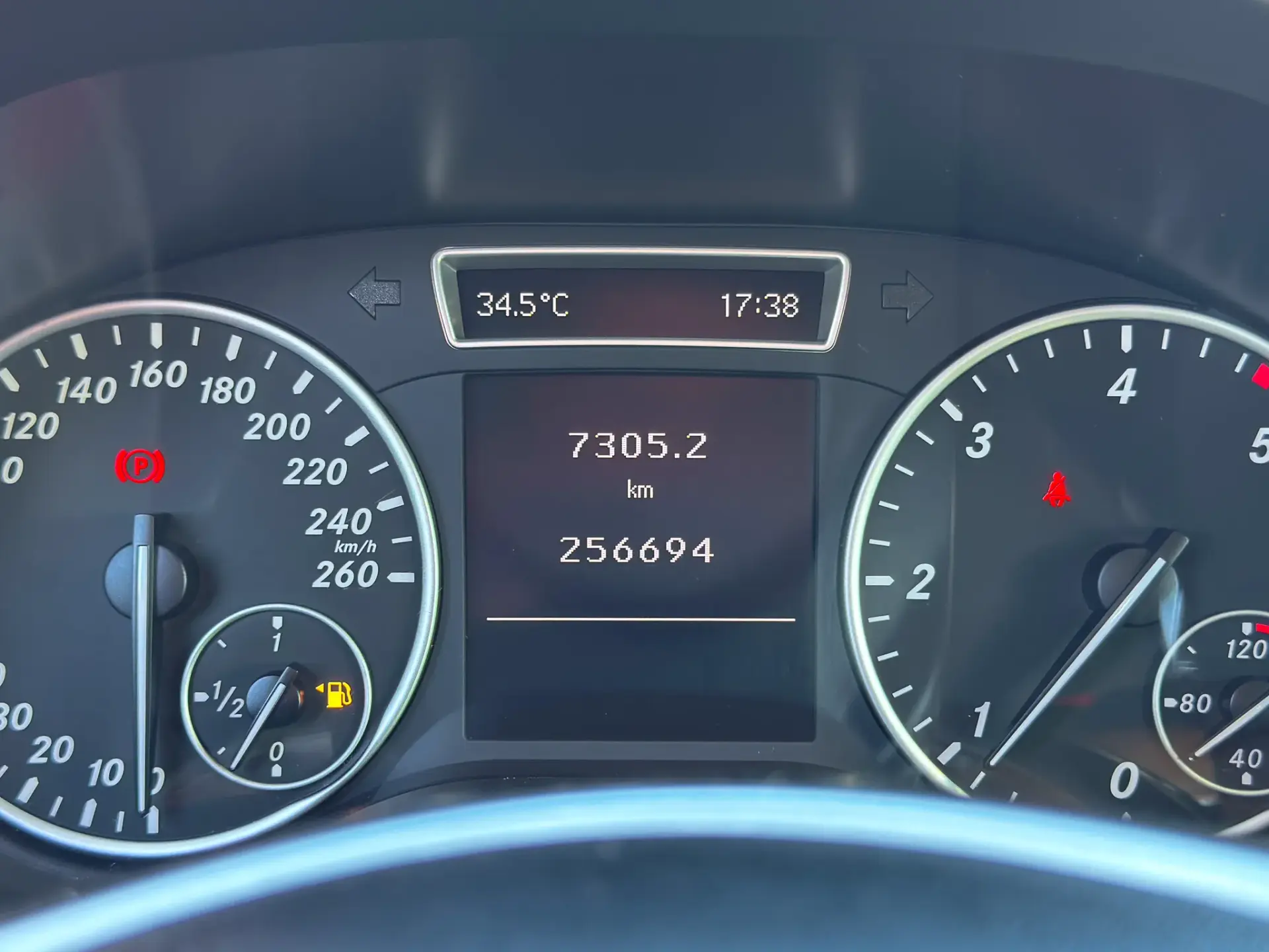 Mercedes-Benz A 180 CDi BlueEfficiency 15