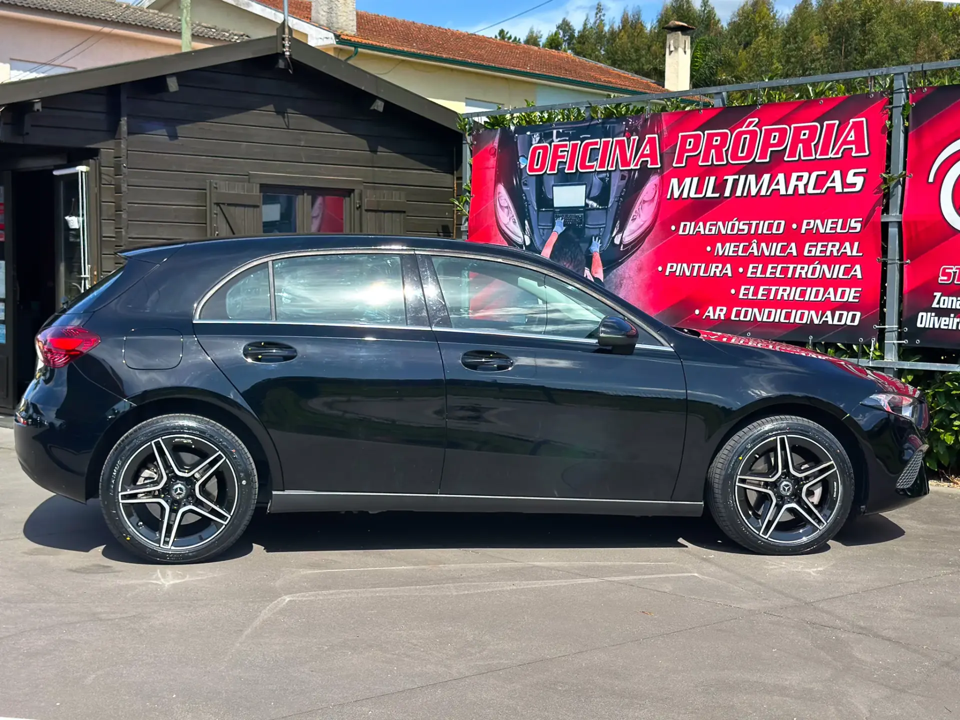 Mercedes-Benz CLA 250 e Style Plus 11