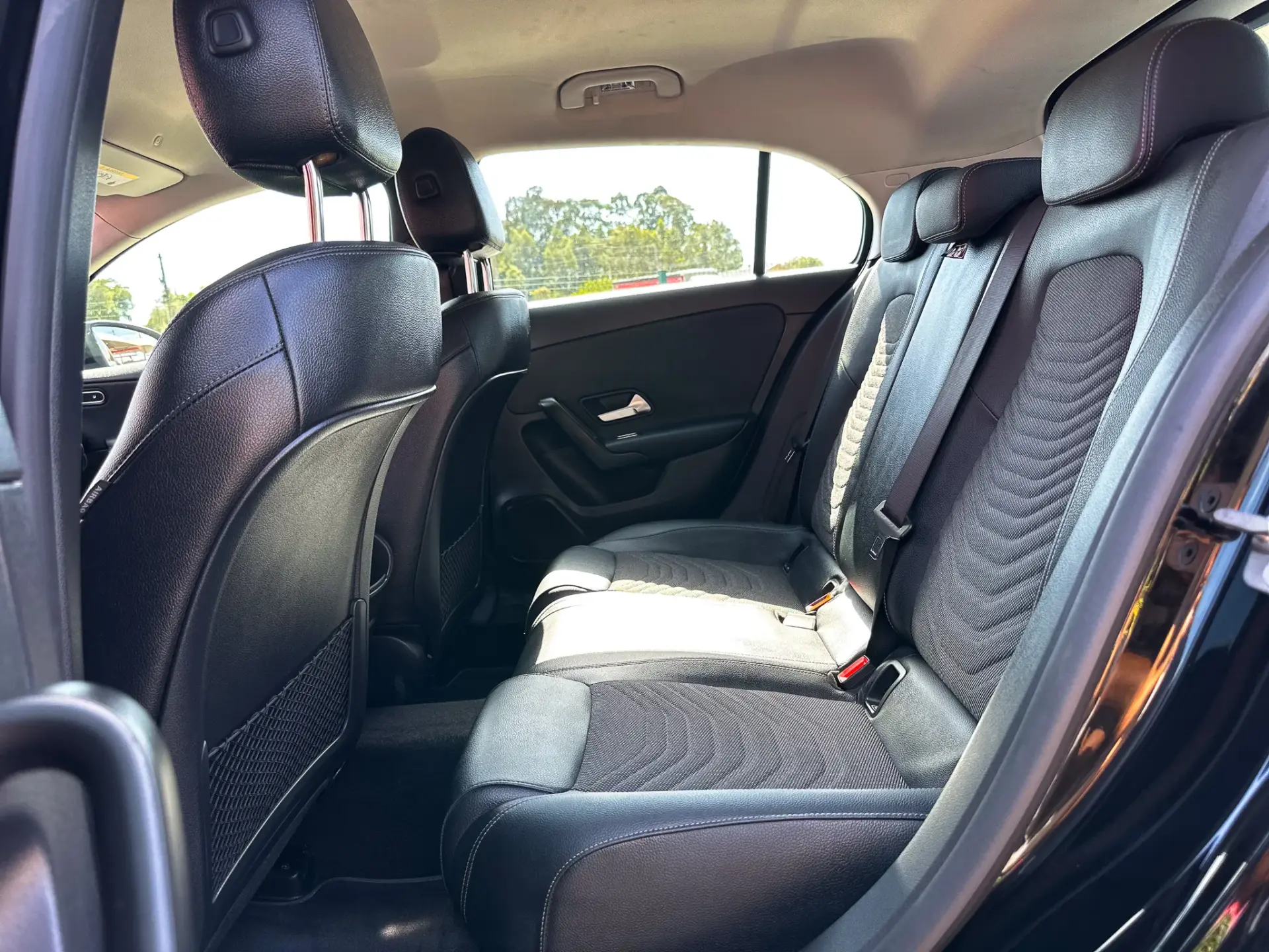 Mercedes-Benz CLA 250 e Style Plus 16