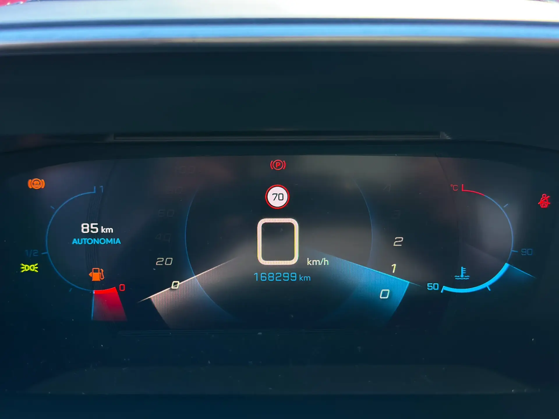 Peugeot 2008 1.5 BlueHDi GT 3