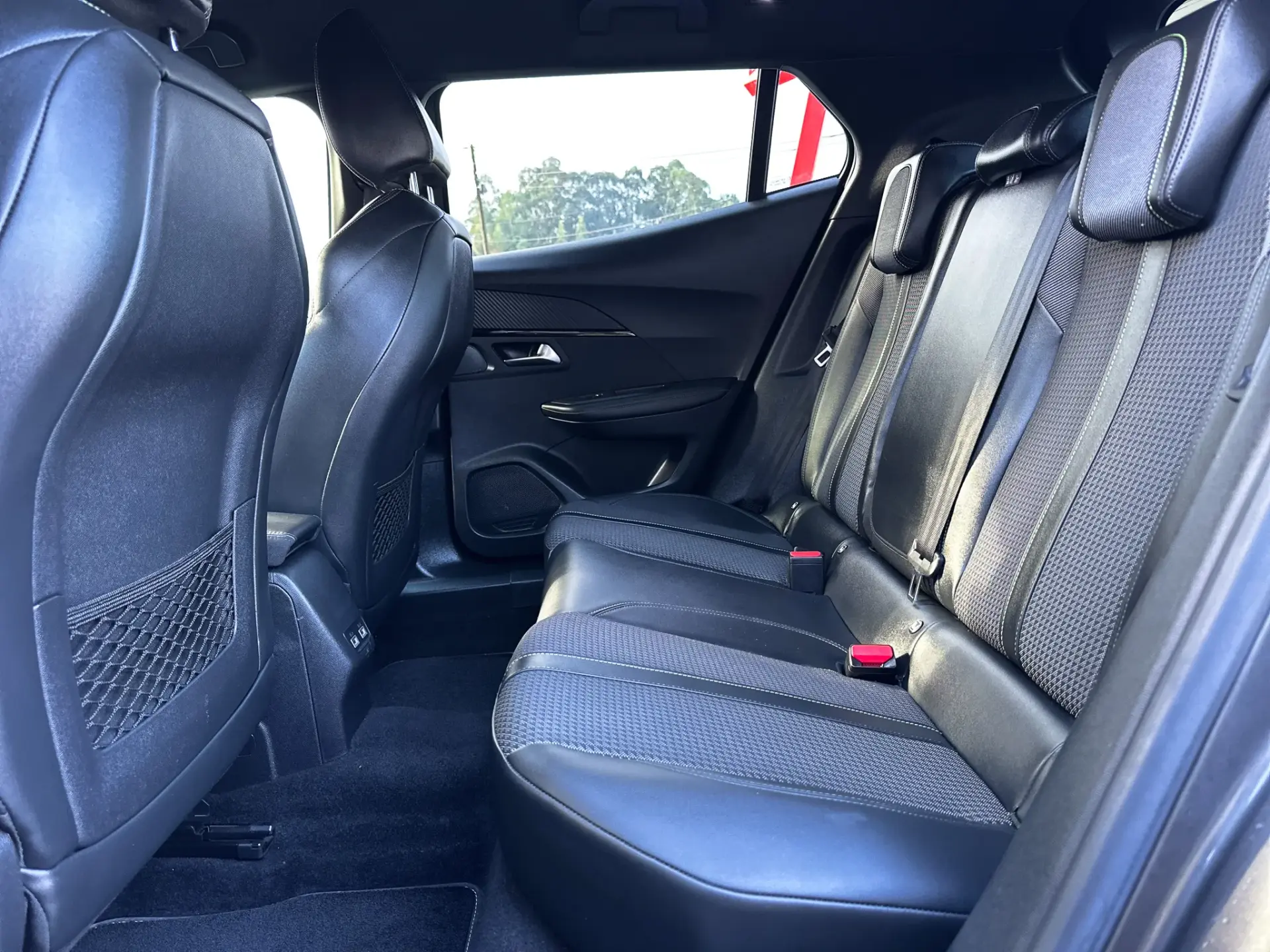 Peugeot 2008 1.5 BlueHDi GT 15