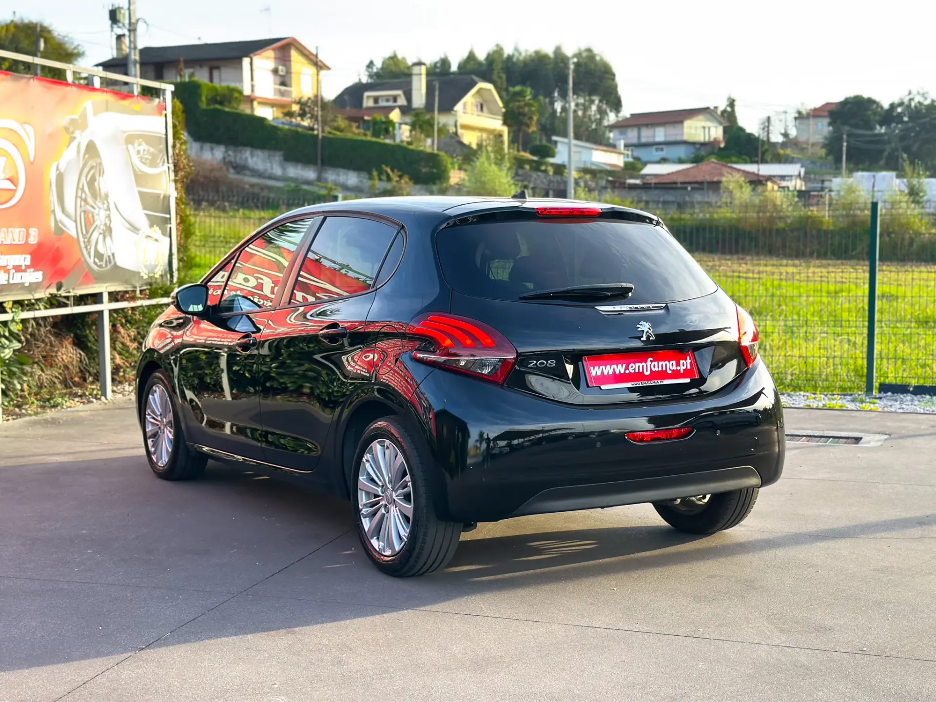 Peugeot 208 1.6 BlueHDi Style 7