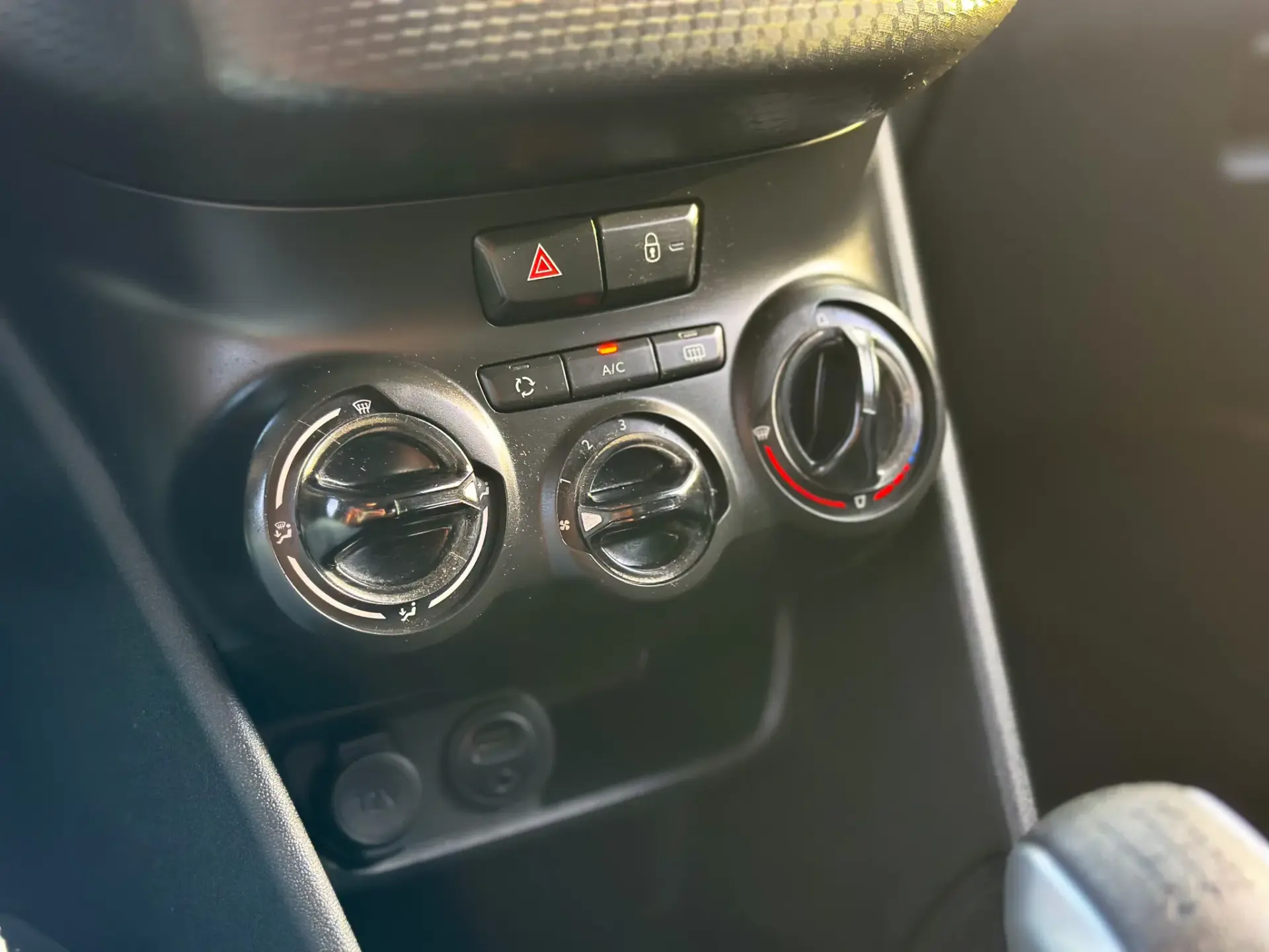 Peugeot 208 1.6 BlueHDi Style 20