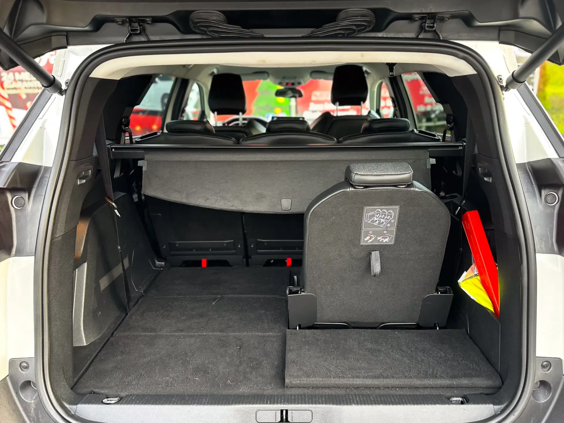 Peugeot 5008 1.5 BlueHDi Active Pack EAT8 12