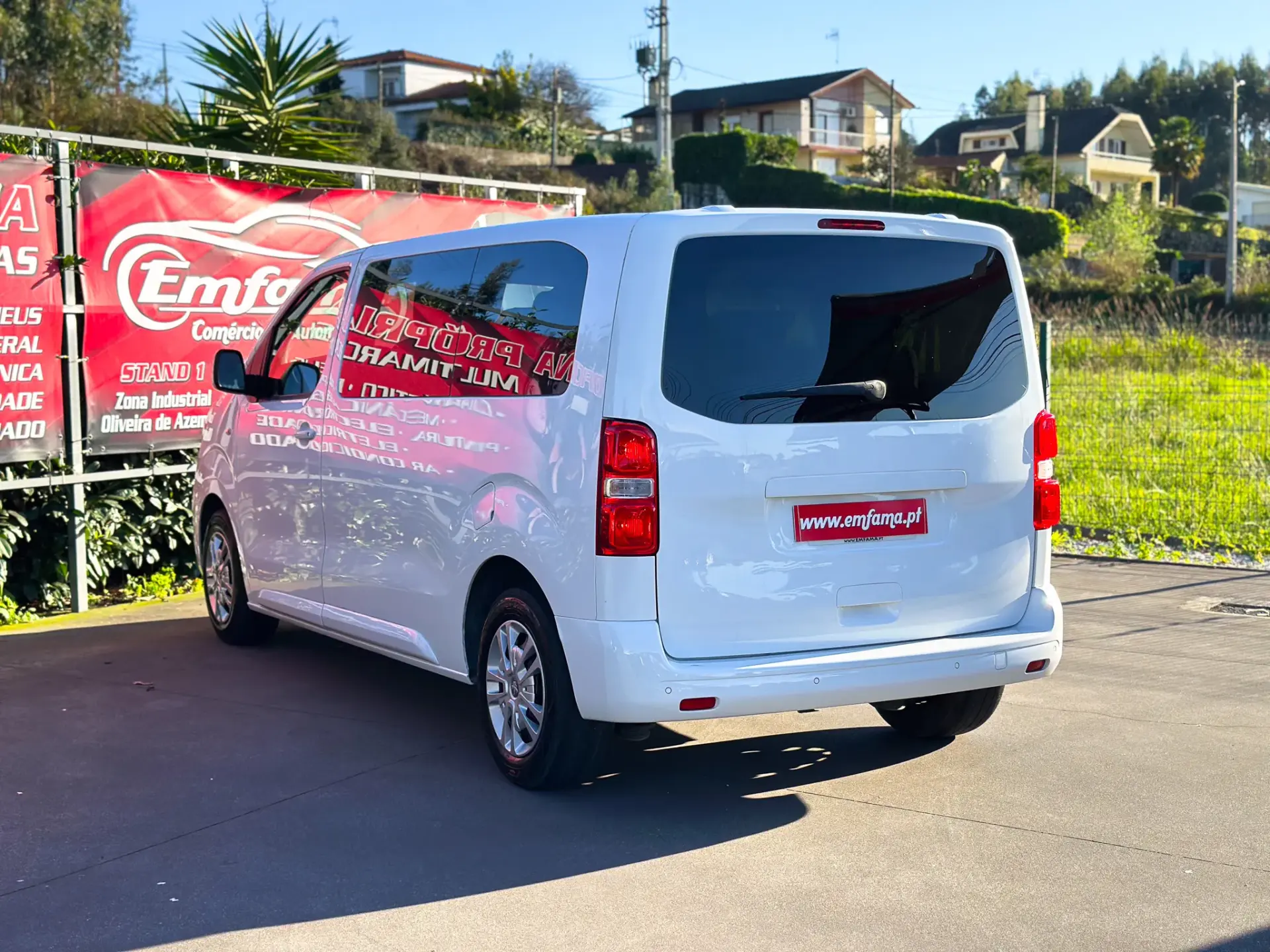 Peugeot Traveller 1.5 BlueHDi L2H1 Standard 8