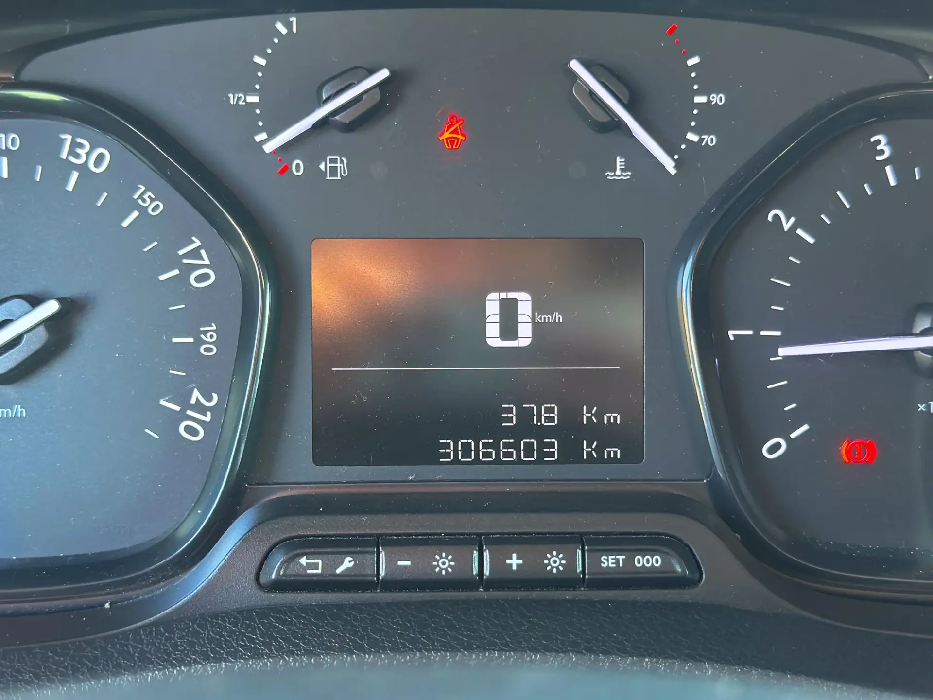 Peugeot Traveller 1.5 BlueHDi L2H1 Standard 15