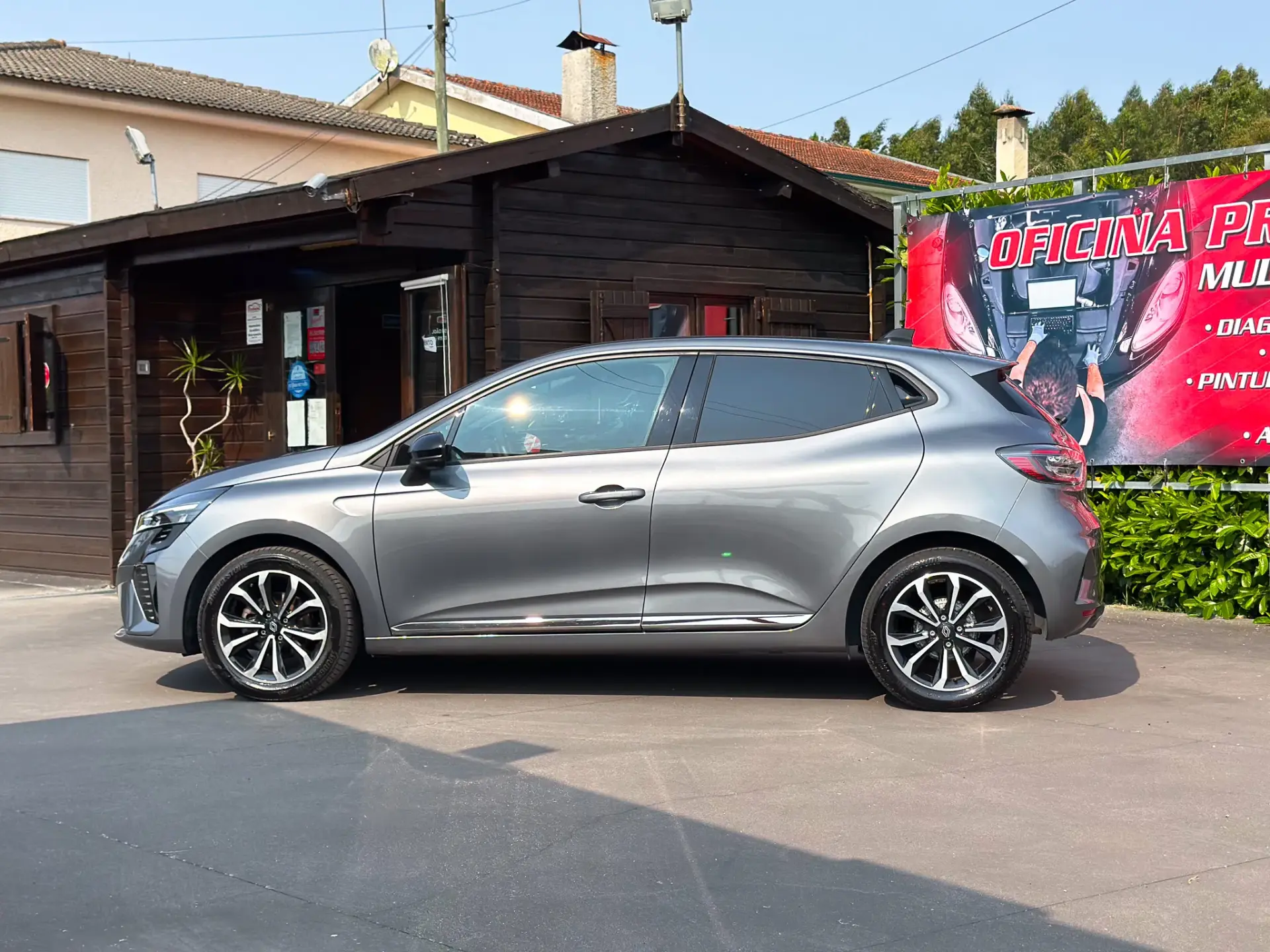 Renault Clio 1.0 LPG Gasolina/gas (GPL) 7