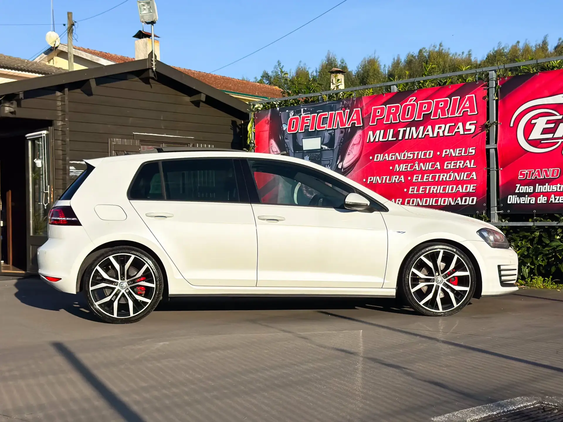 Volkswagen Golf 2.0 TDi GTD 11