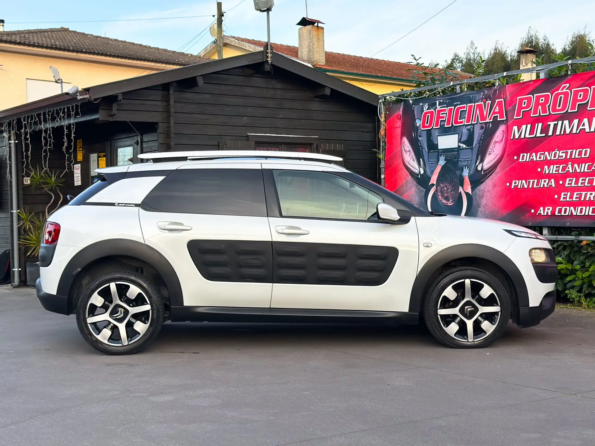 Citroën C4 Cactus 1.6 BlueHDi Rip Curl 9