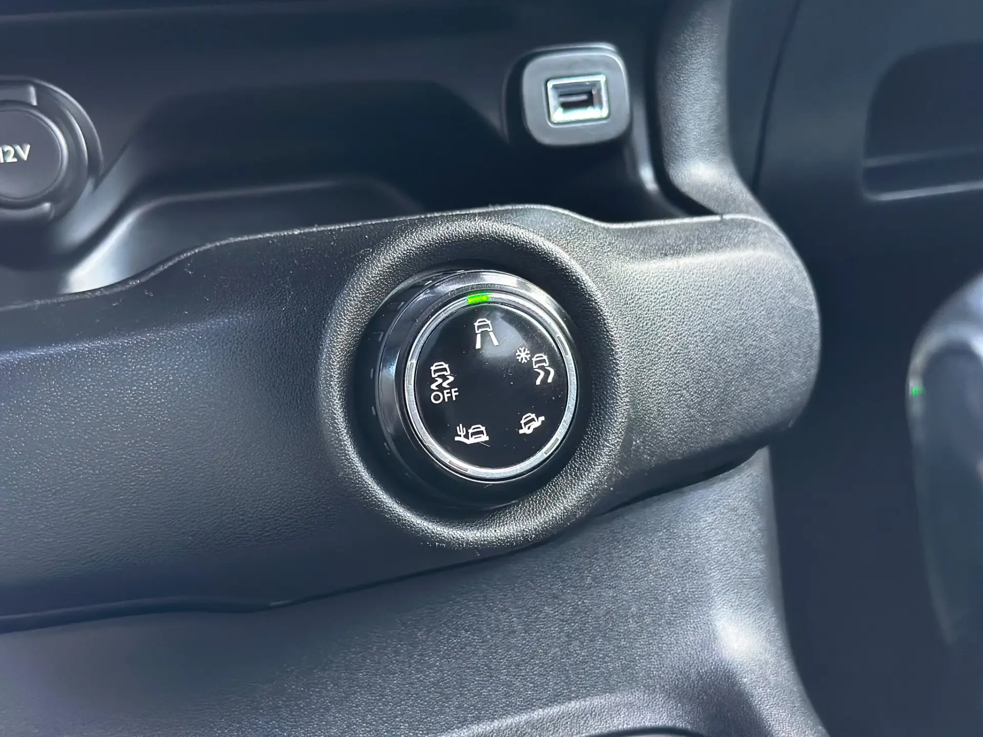 Citroën C4 Cactus 1.6 BlueHDi Rip Curl 18