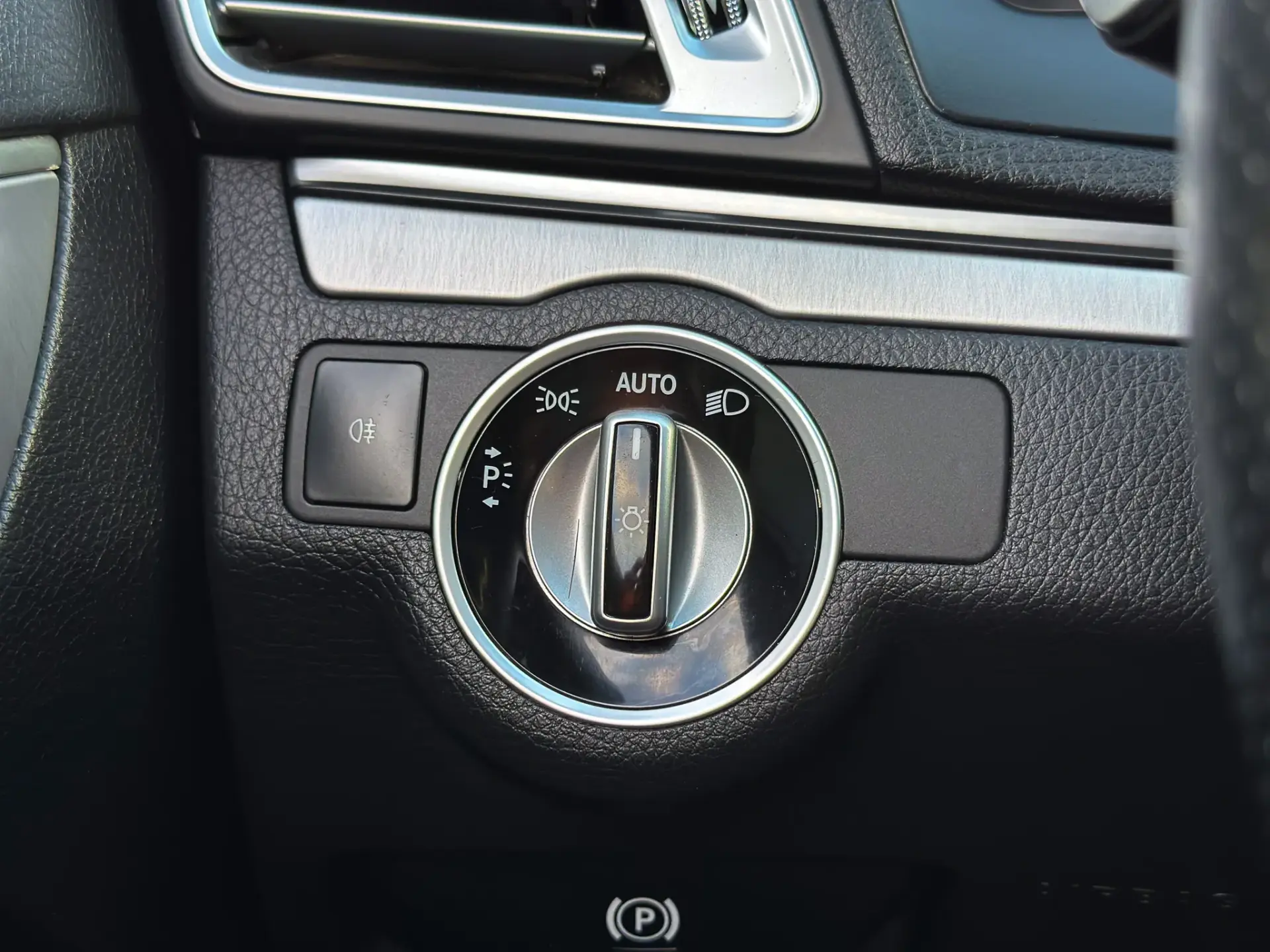 Mercedes-Benz E 220 CDI BlueEfficiency 19