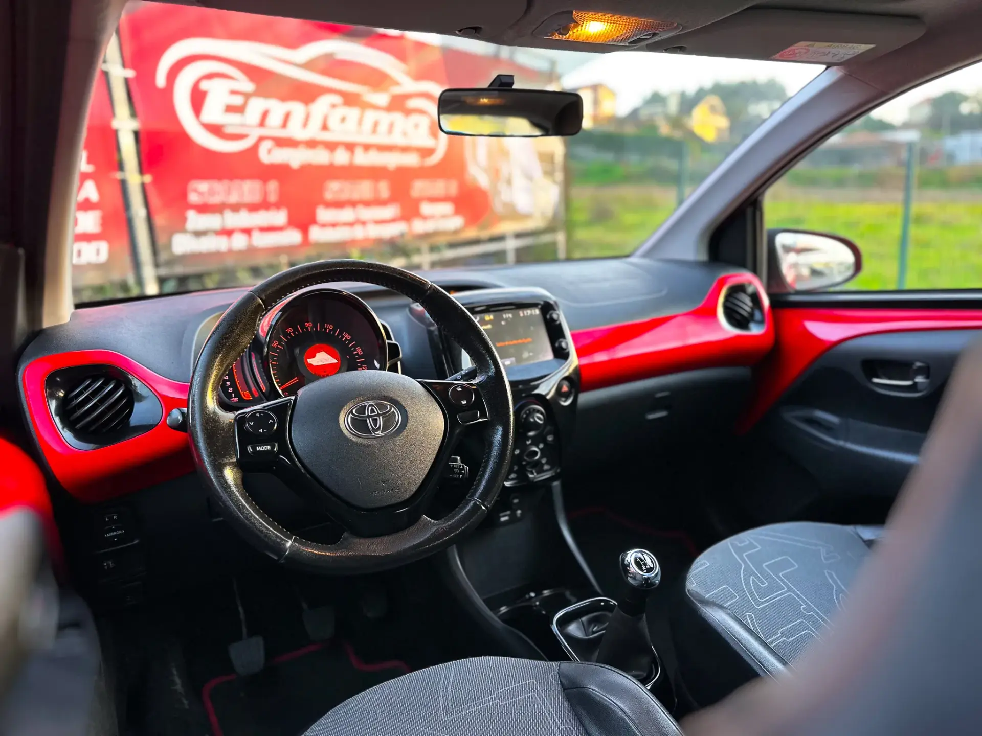 Toyota Aygo 1.0 X-Cite 14