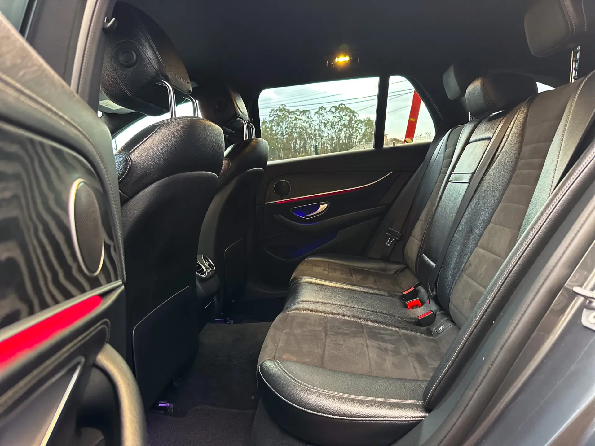 Mercedes-Benz E 220 d AMG Line 18