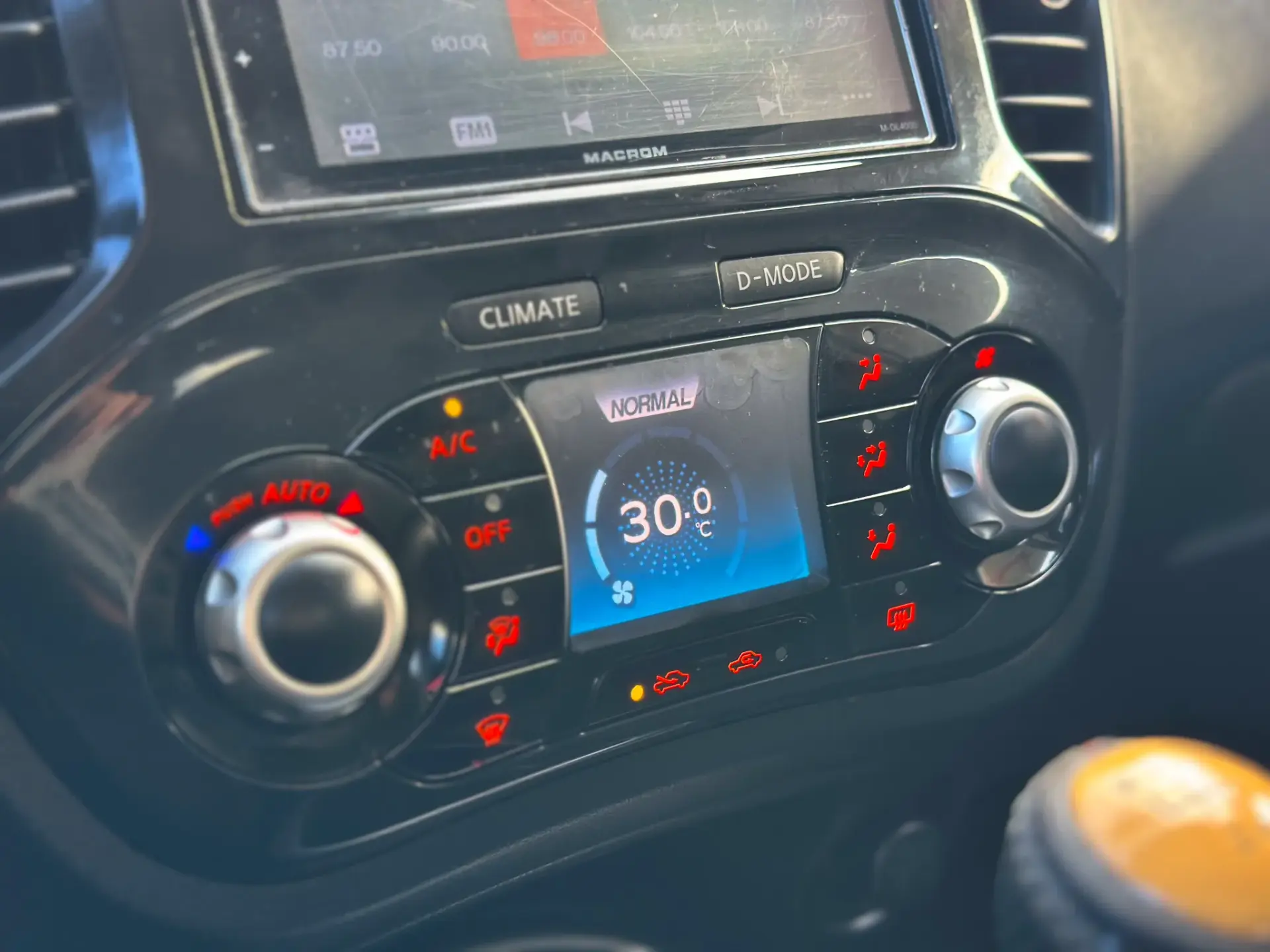 Nissan Juke 1.5 dCi Acenta 18