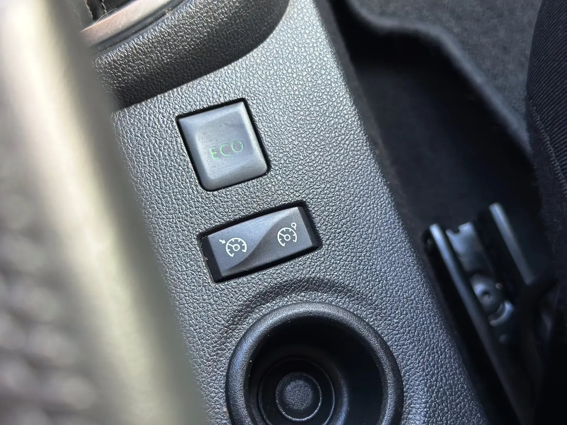 Renault Captur 0.9 TCE Exclusive 23