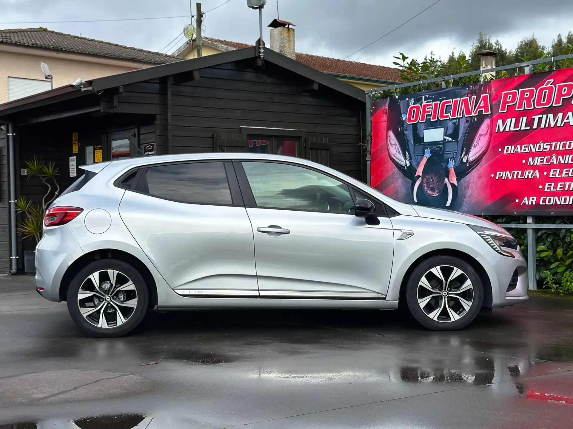 Renault Clio 1.0 LPG Gasolina/gas (GPL) 9