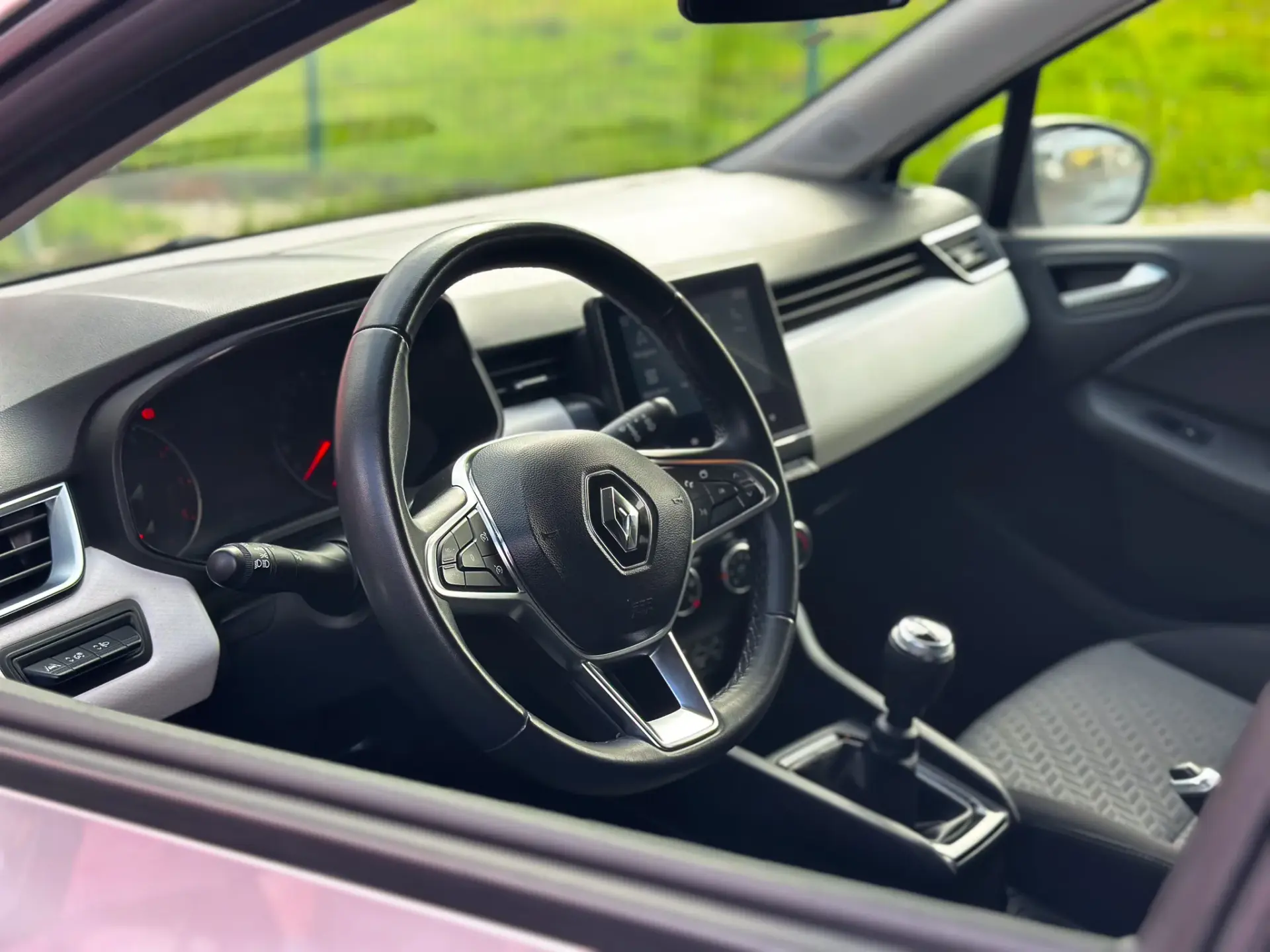 Renault Clio 1.0 LPG Gasolina/gas (GPL) 12