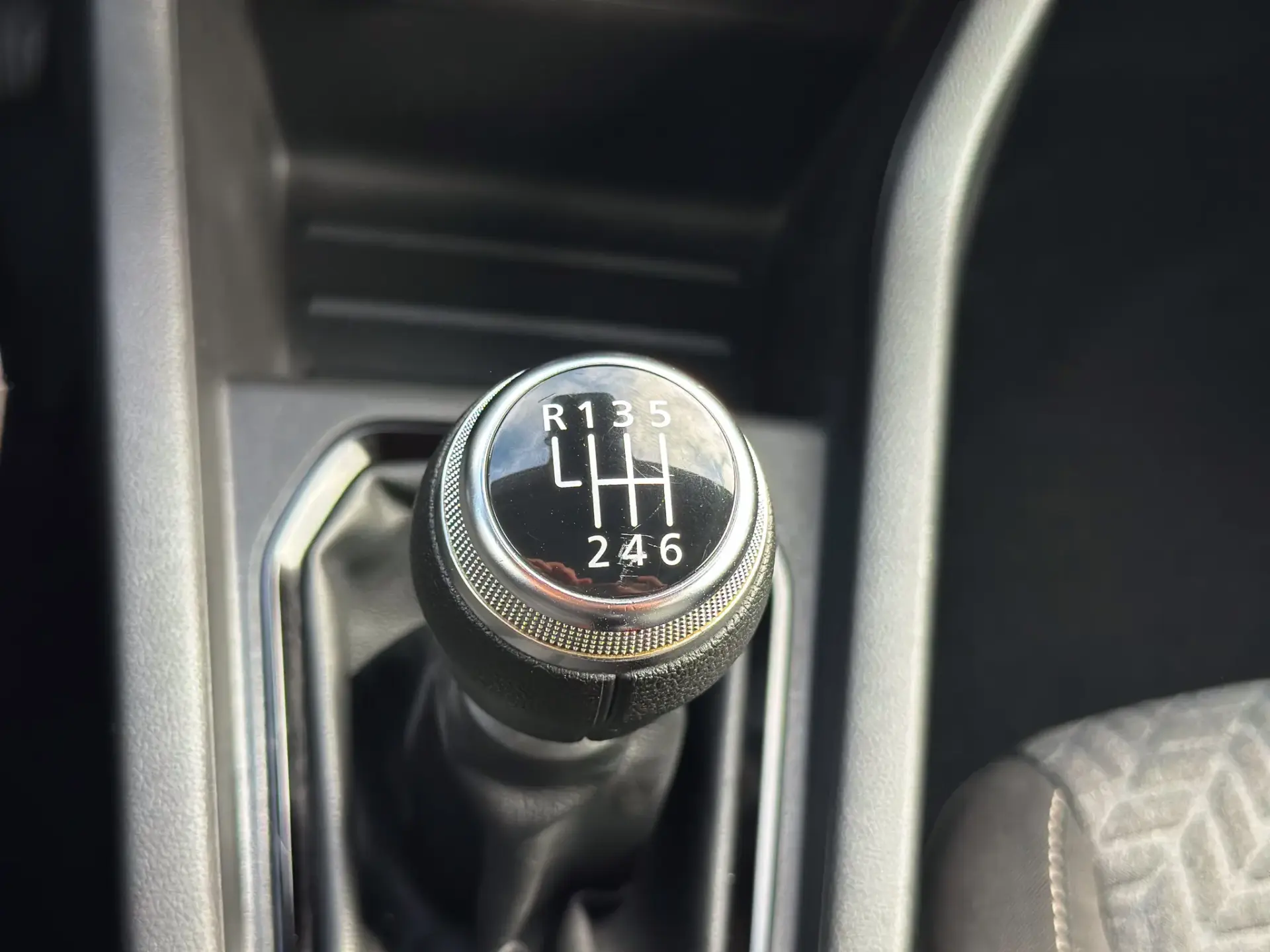 Renault Clio 1.0 LPG Gasolina/gas (GPL) 19