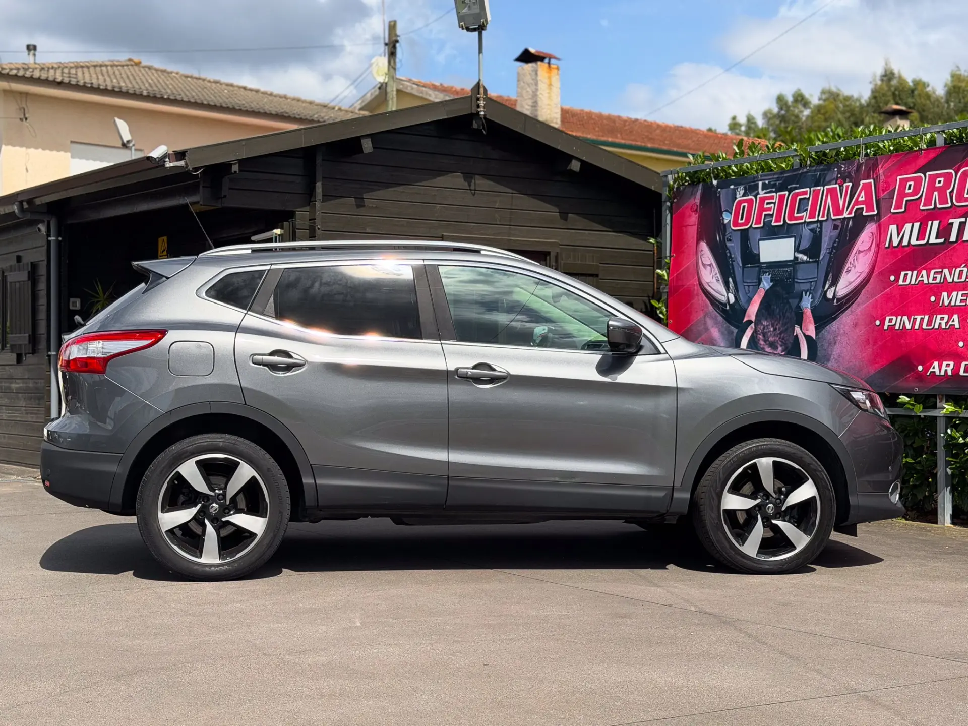 Nissan Qashqai 1.5 dCi Acenta Connect 9