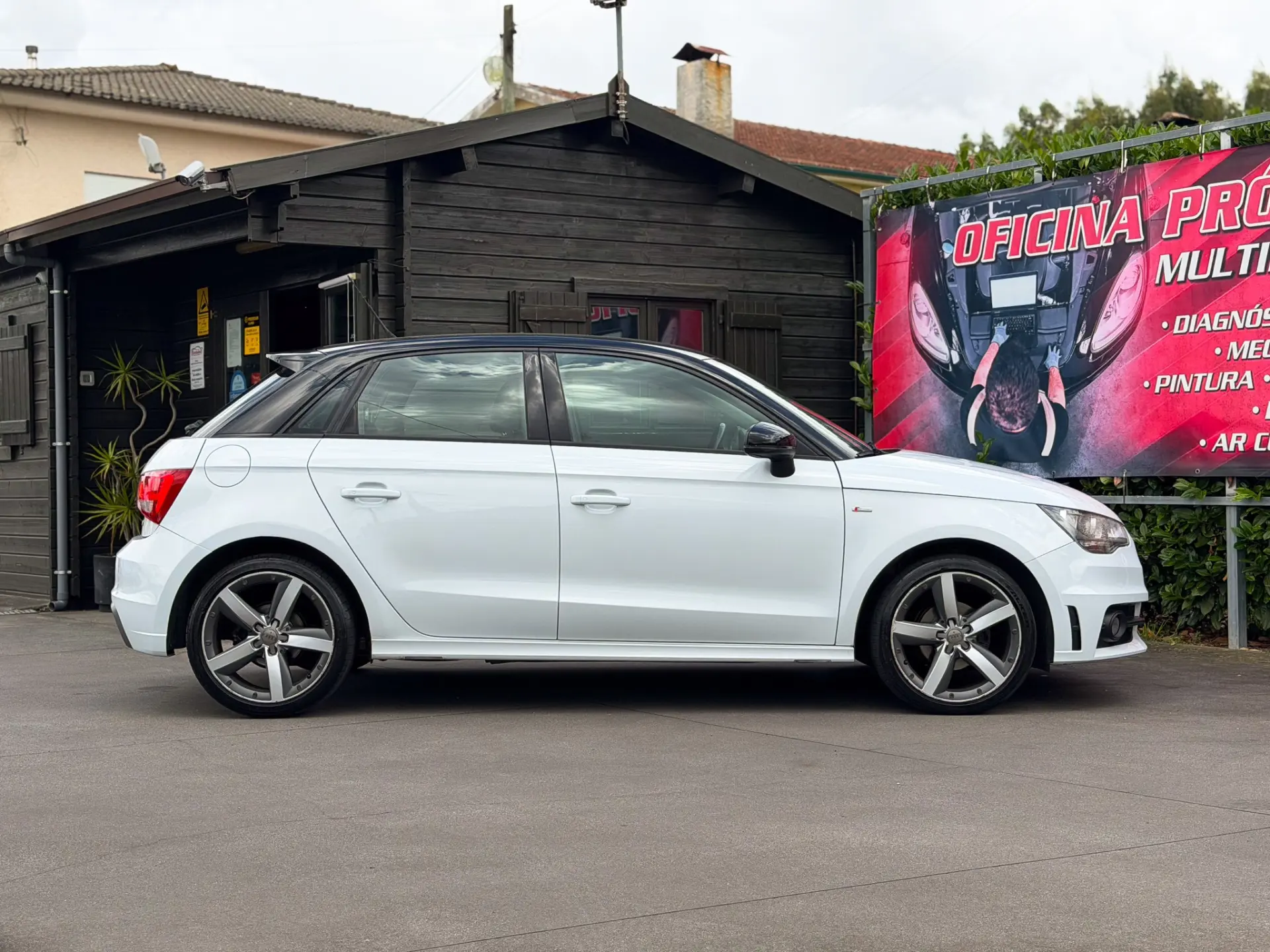Audi A1 Sportback 1.6 TDI S-line 9