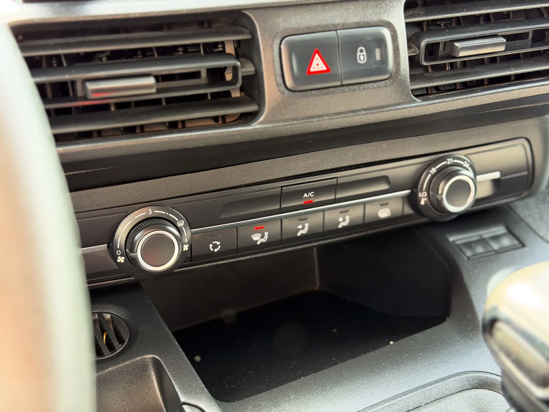 Opel Combo 1.5 CDTi L1H1 Enjoy 17