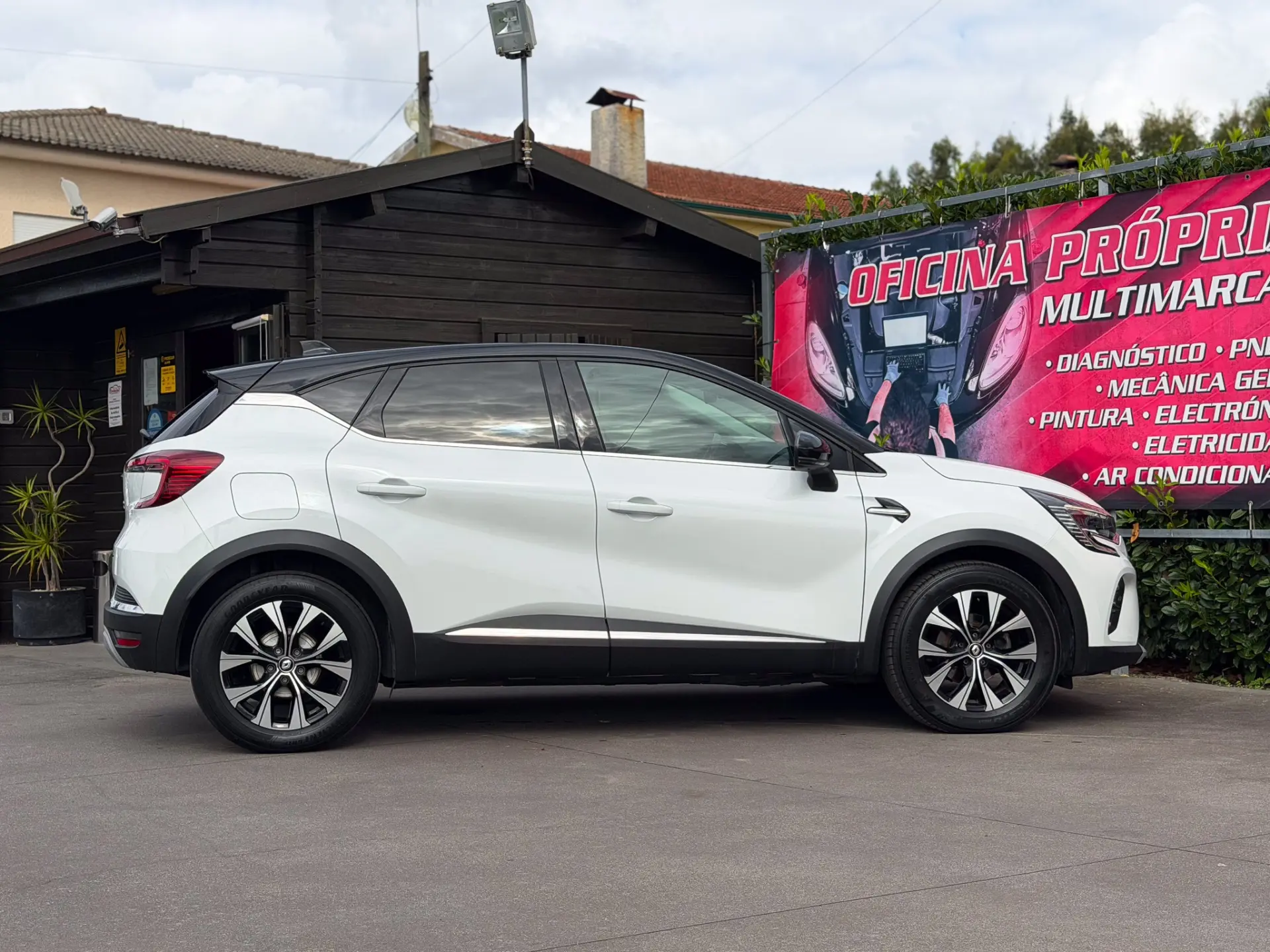 Renault Captur 1.0 TCe Evolution 10