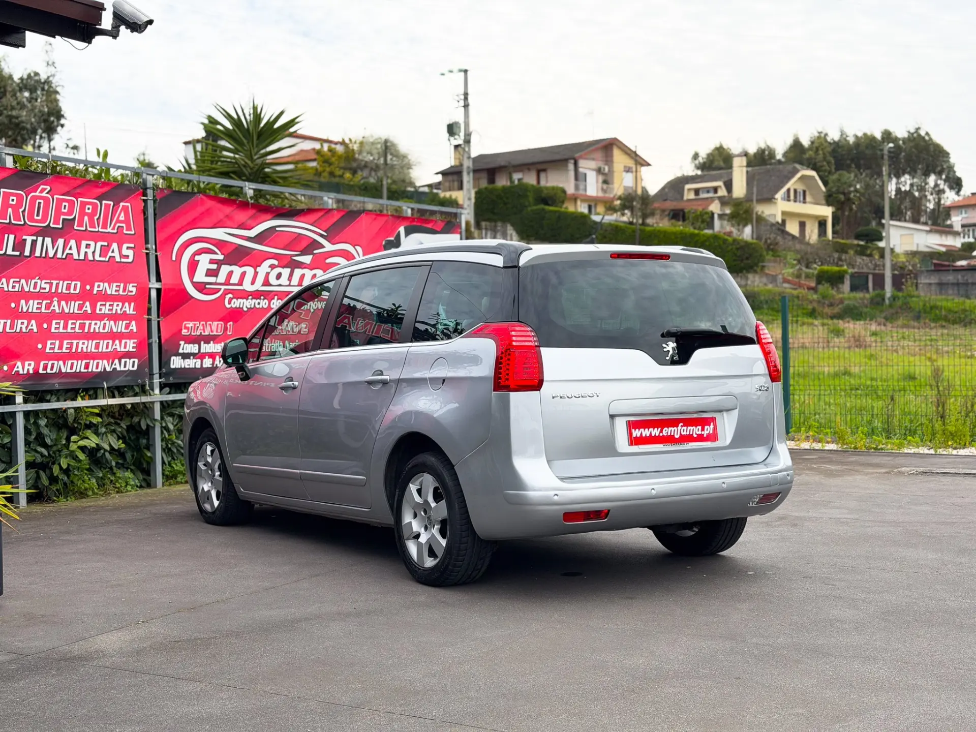 Peugeot 5008 1.6 E-HDi Active 2-Tronic 8