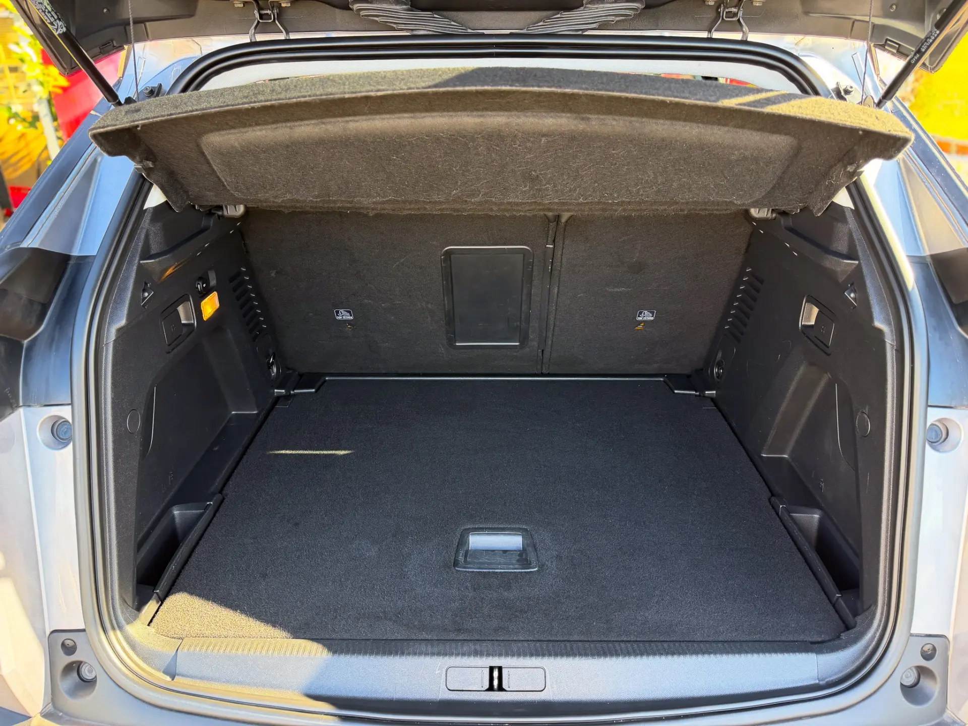 Peugeot 3008 1.5 BlueHDi Active 11